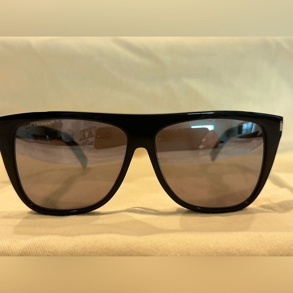 Black Sunglasses with Case - Picture 3 of 8